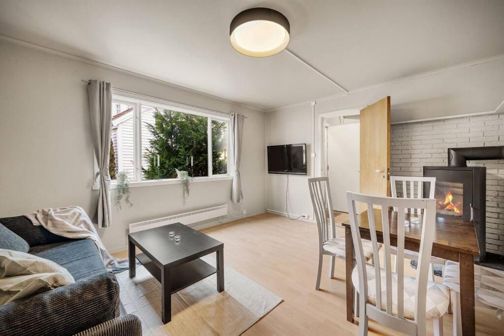 Dinbnb Homes I 4-Bedroom Historical House In Romantic Surroundings Bergen Exterior foto